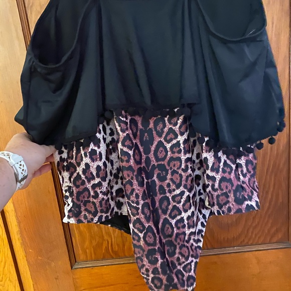 Leopard Print Overlay Swimsuit - Picture 3 of 4